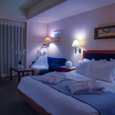 메디터레이니언 5*