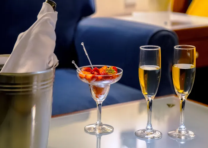 Отель Mediterranean 5*