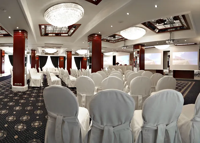 Mediterranean Отель 5*