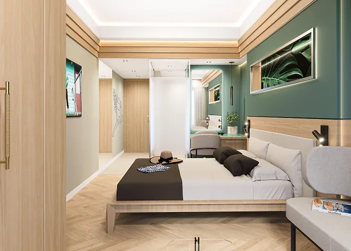 Mediterranean Отель 5*