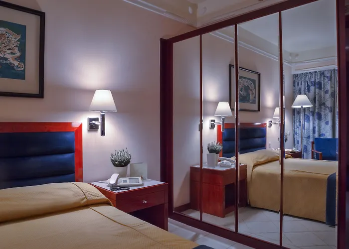 Mediterranean Otel 5*